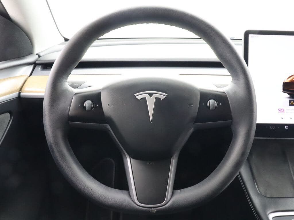 2023 TESLA Model Y - photo 15