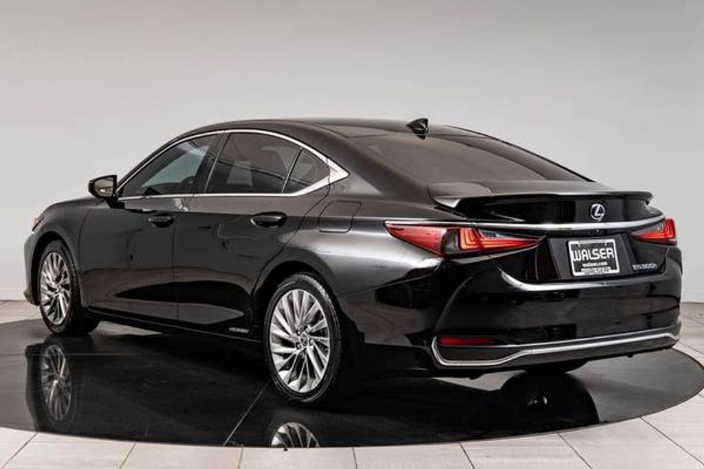 2019 LEXUS ES - photo 6