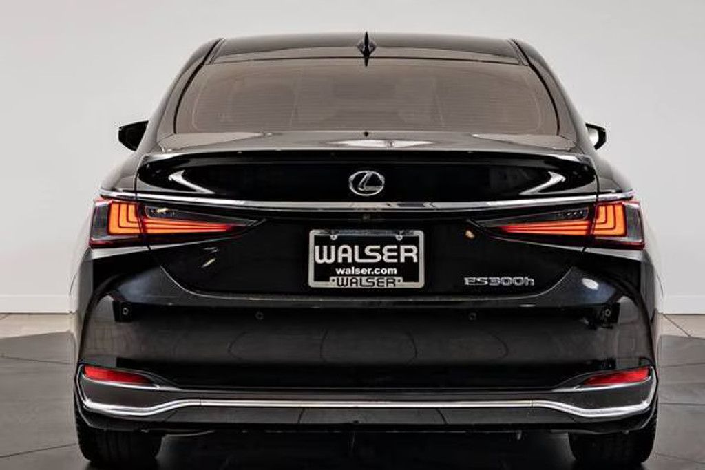 2019 LEXUS ES - photo 7
