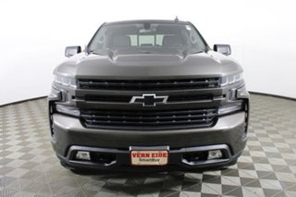 2021 CHEVROLET Silverado - photo 2