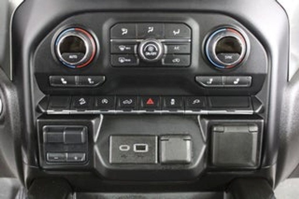 2021 CHEVROLET Silverado - photo 27