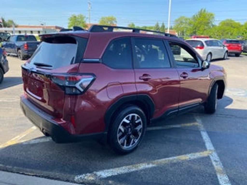 2026 SUBARU Forester - photo 5
