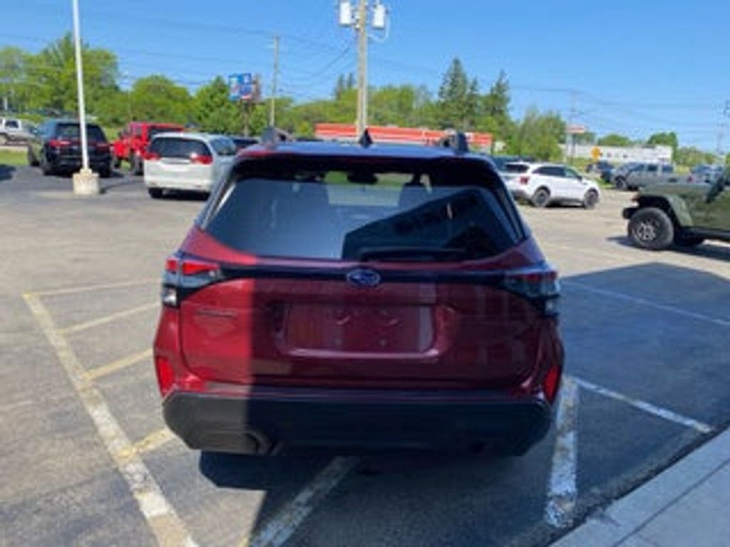 2026 SUBARU Forester - photo 4