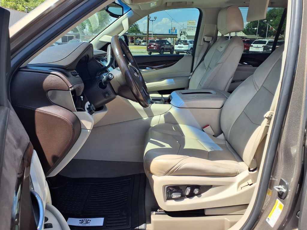 2016 CADILLAC Escalade - photo 9