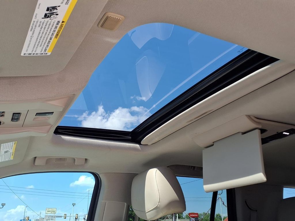 2016 CADILLAC Escalade - photo 10