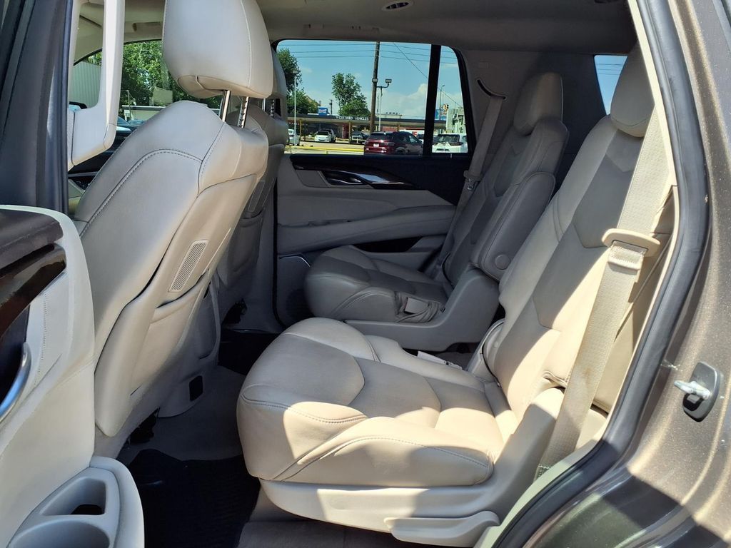 2016 CADILLAC Escalade - photo 11