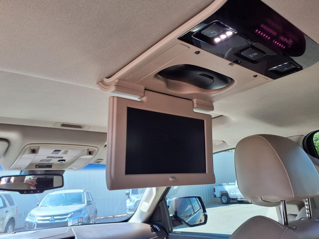 2016 CADILLAC Escalade - photo 12