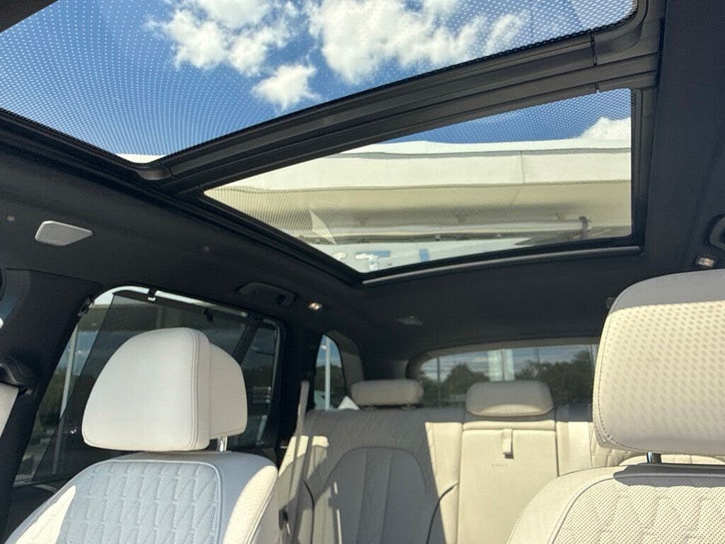 2025 BMW X5 - photo 12