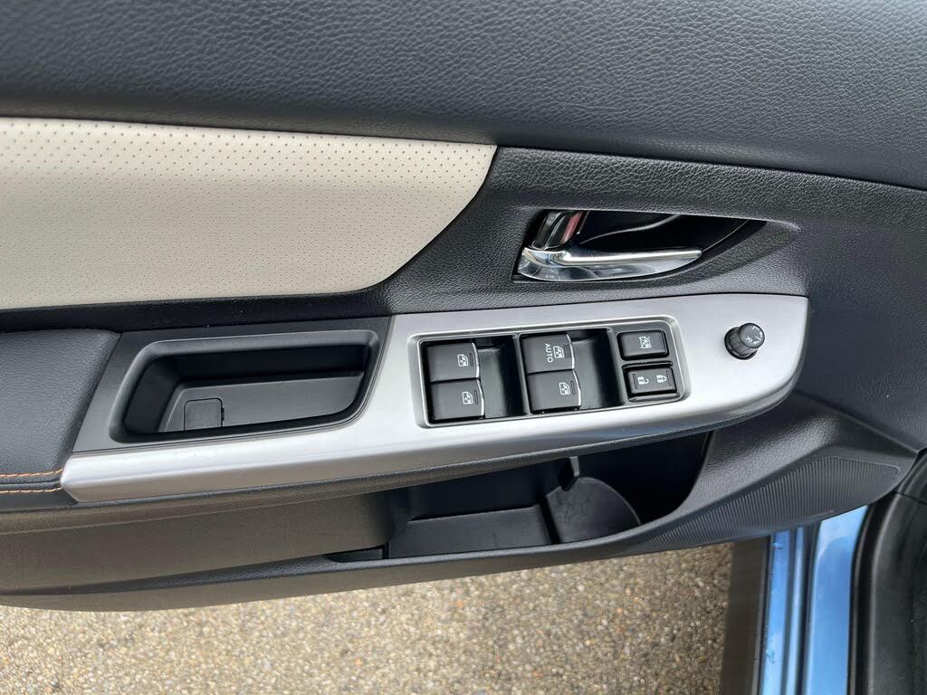2017 SUBARU Crosstrek - photo 2
