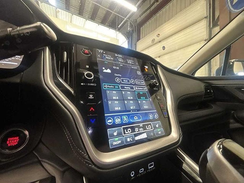 2025 SUBARU Outback - photo 12
