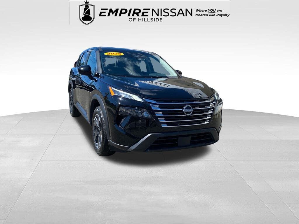 2025 Nissan Rogue SV
