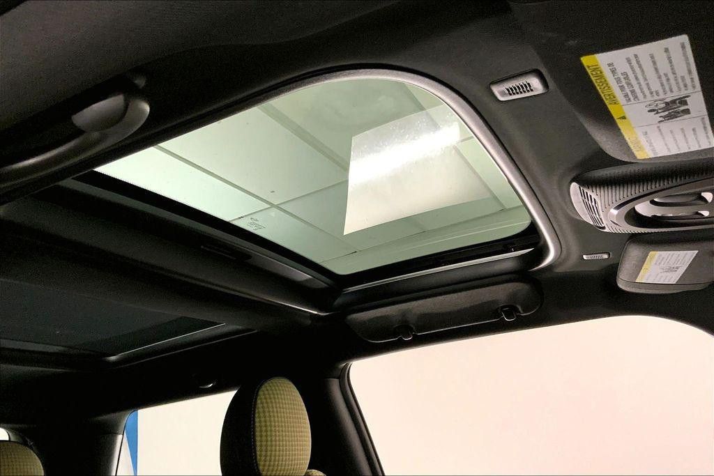 2024 MINI Hardtop - photo 26