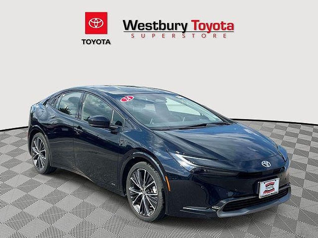 2024 Toyota Prius XLE