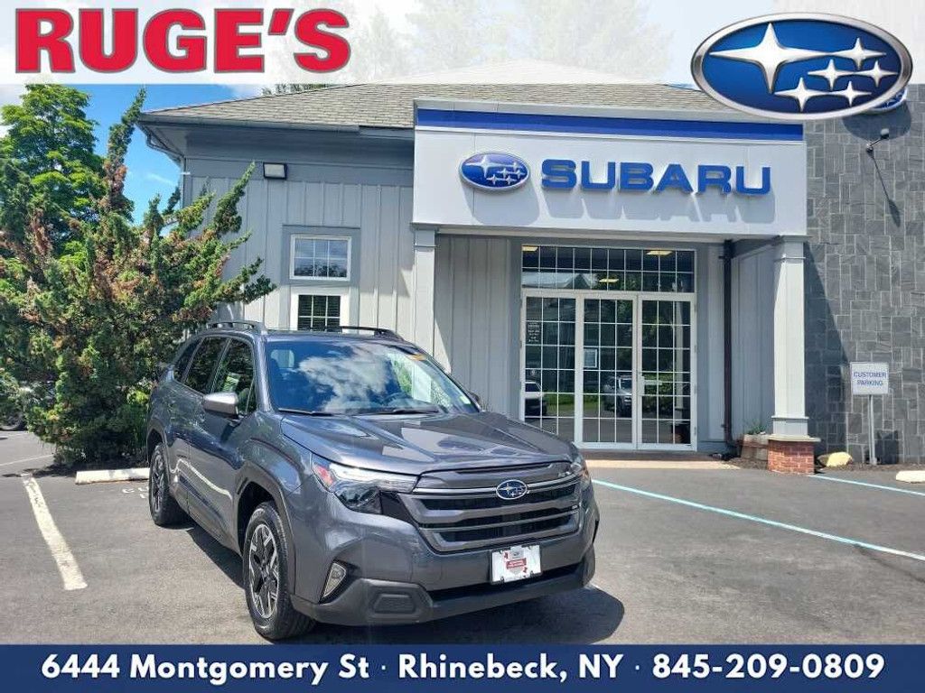 2025 Subaru Forester Premium Base