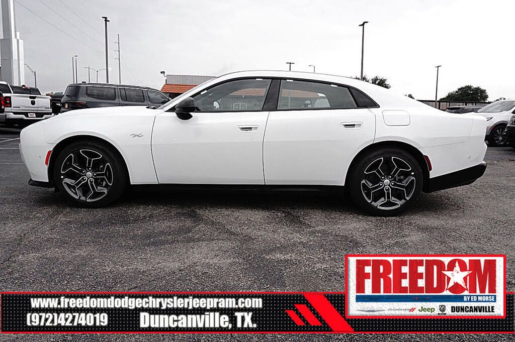 2026 DODGE Charger - photo 2