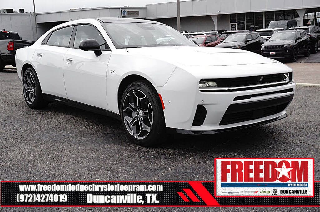 2026 DODGE Charger - photo 7