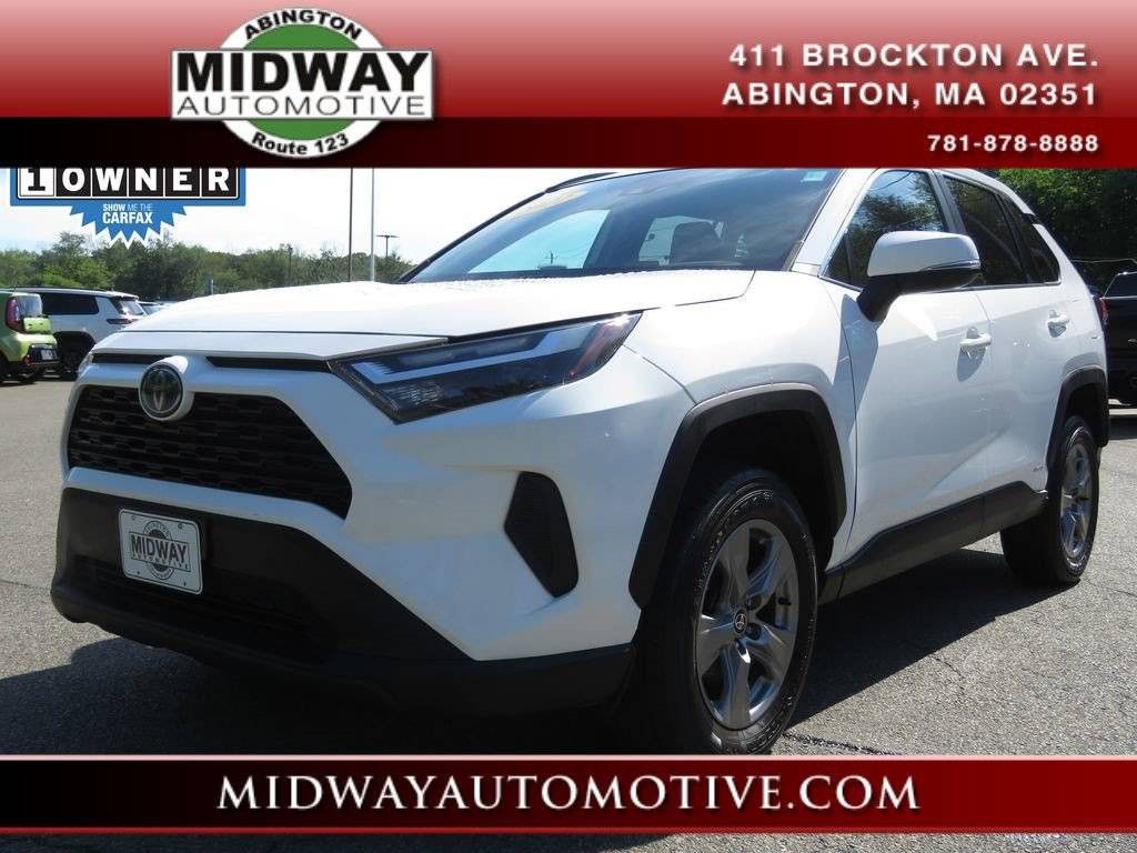 2022 Toyota RAV4 XLE