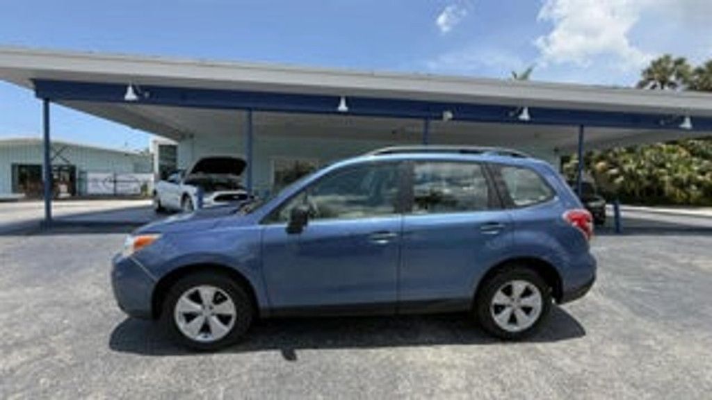 2016 SUBARU Forester - photo 2