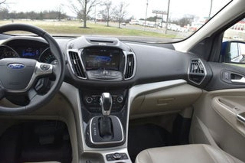 2012 FORD Escape - photo 17