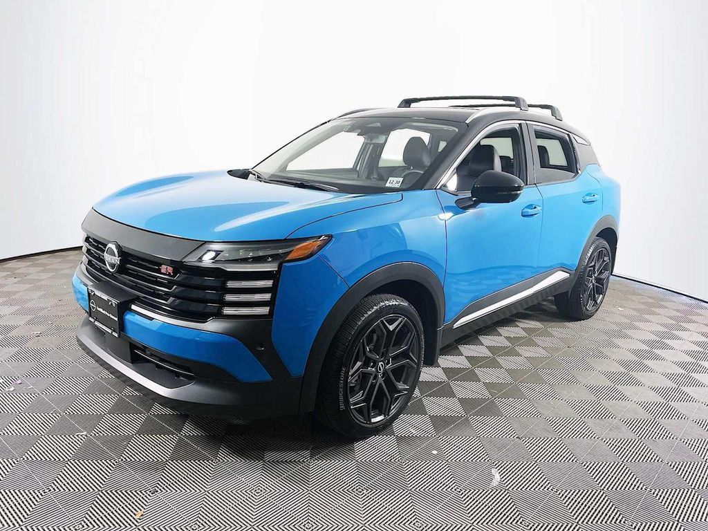 2025 Nissan Kicks MPV SR