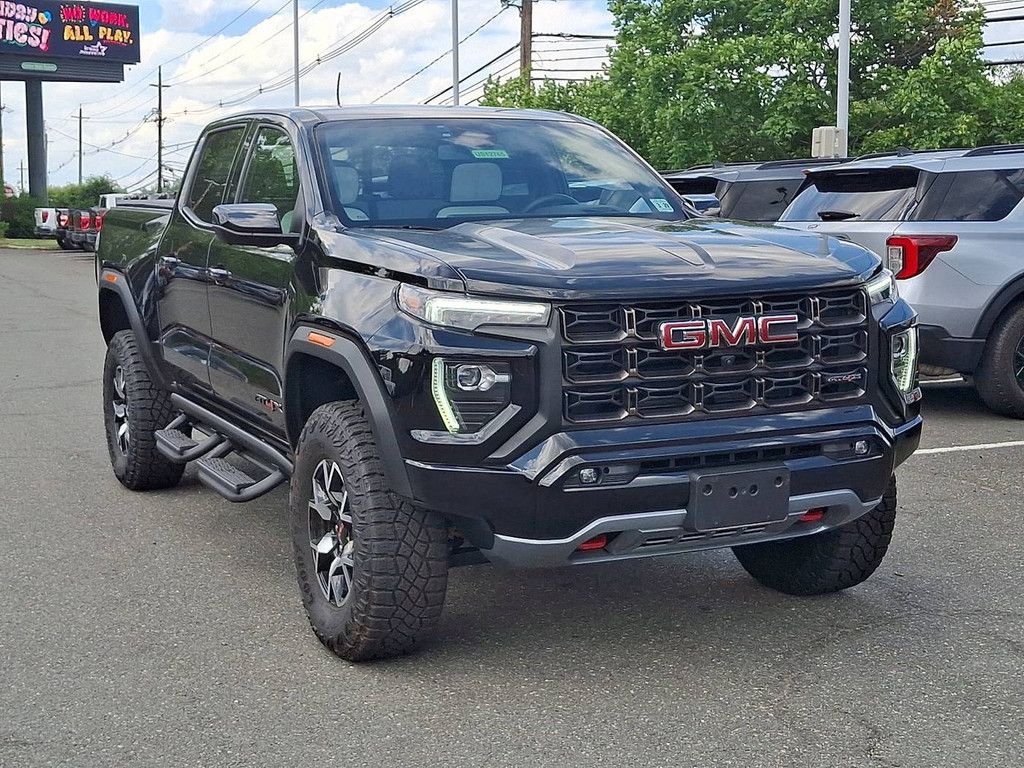2024 GMC Canyon AT4X