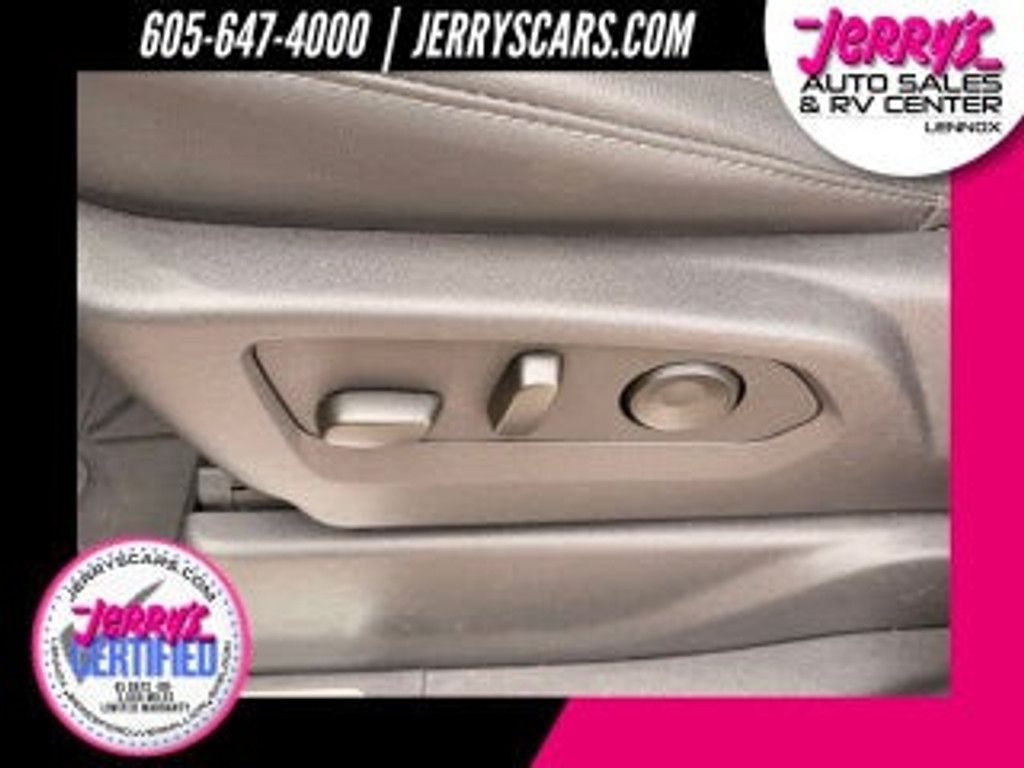 2025 CHEVROLET Silverado - photo 13