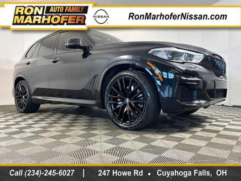 2022 BMW X5 - main photo