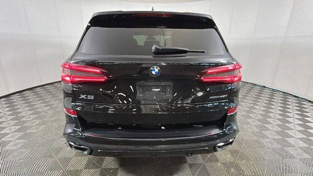 2022 BMW X5 - photo 3
