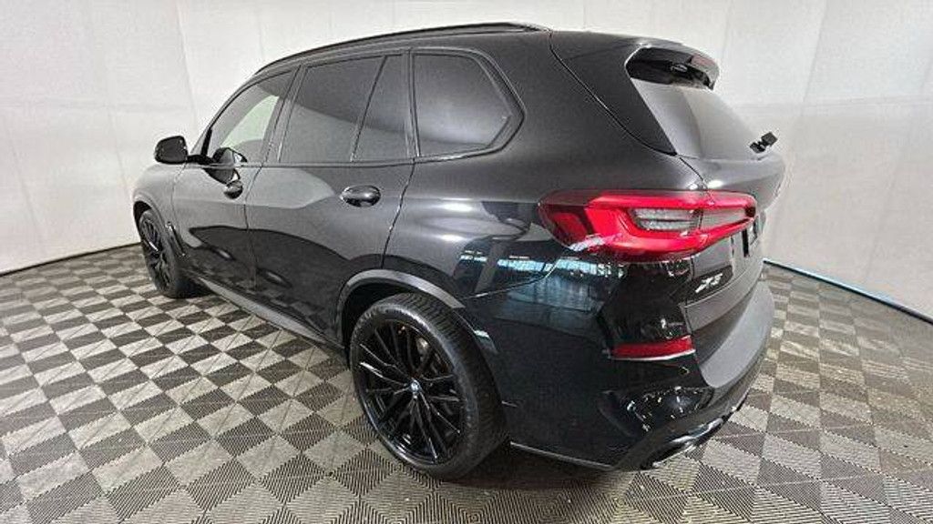 2022 BMW X5 - photo 4