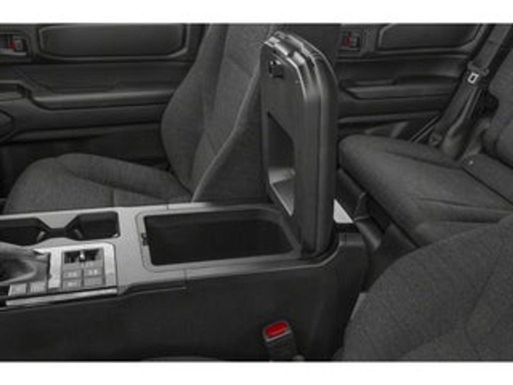 2027 TOYOTA Land Cruiser - photo 10