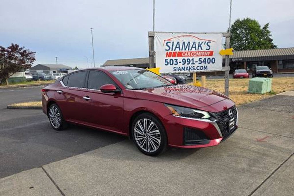2024 NISSAN Altima - photo 3