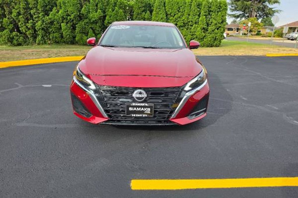 2024 NISSAN Altima - photo 5