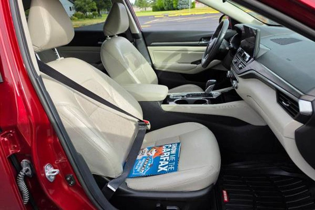 2024 NISSAN Altima - photo 9