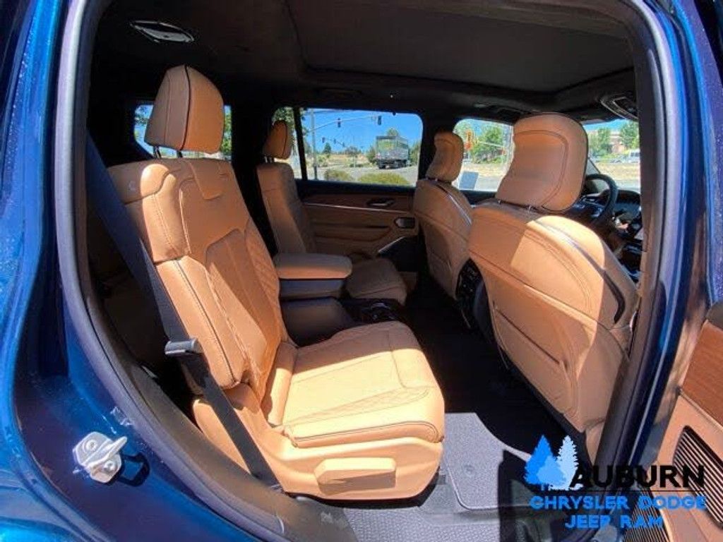 2026 JEEP Grand Cherokee L - photo 11