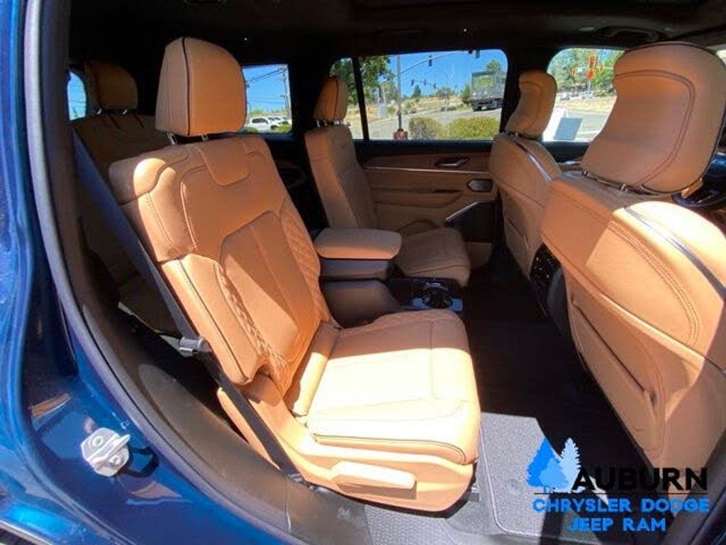 2026 JEEP Grand Cherokee L - photo 13