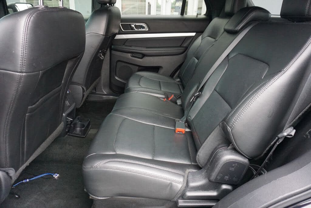 2016 FORD Explorer - photo 18
