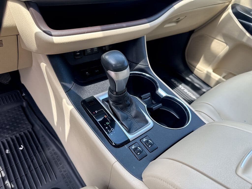 2018 TOYOTA Highlander - photo 14