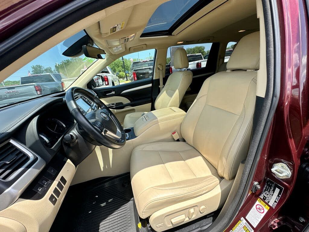 2018 TOYOTA Highlander - photo 16
