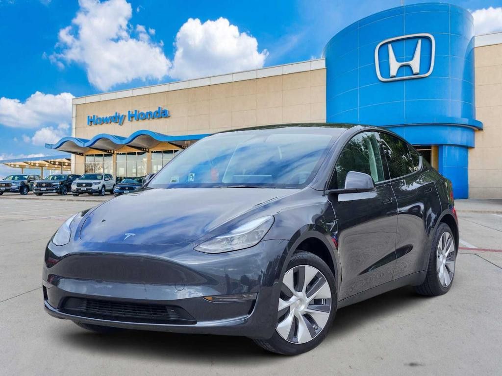 2024 Tesla Model Y Long Range