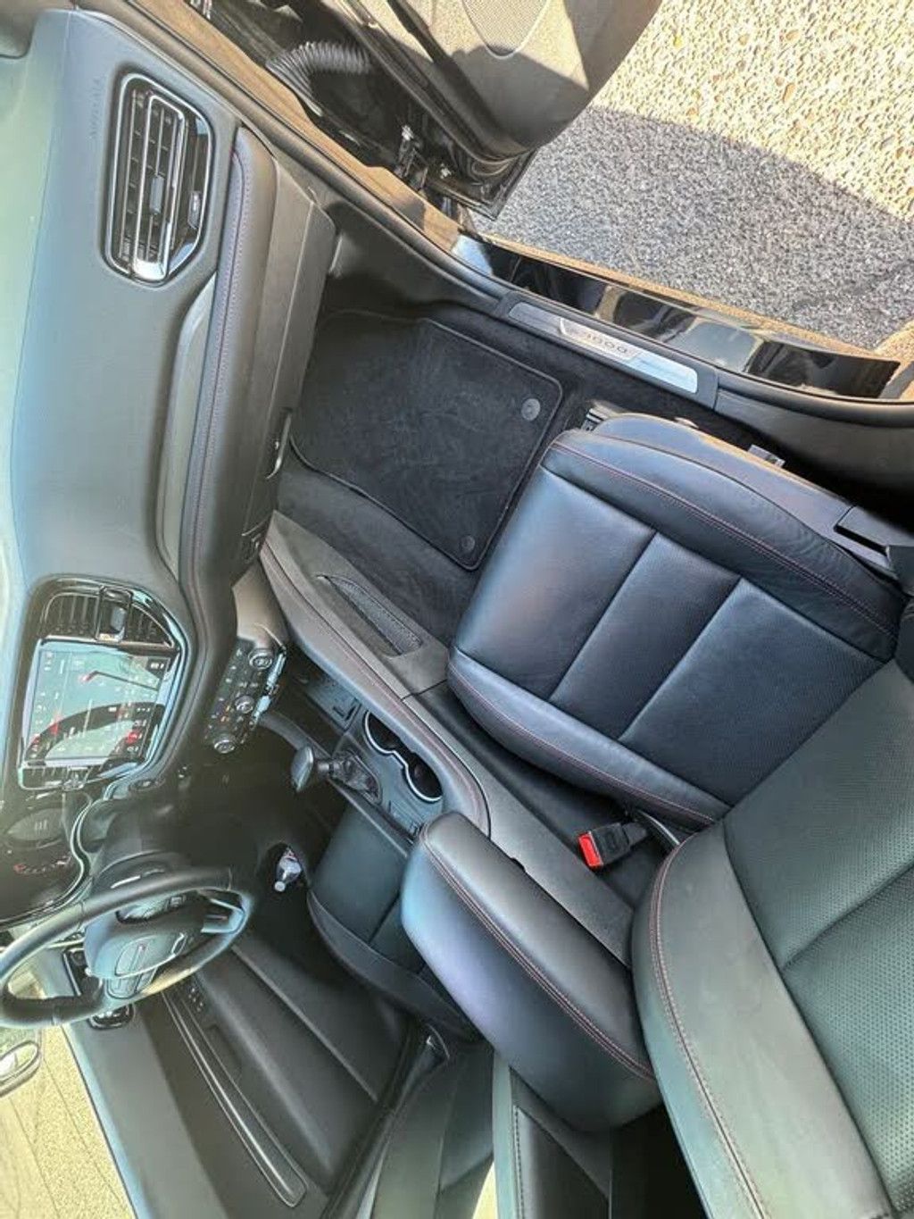 2025 DODGE Durango - photo 19