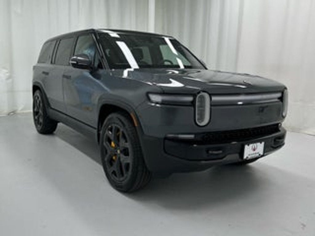 2025 RIVIAN R1S - photo 2