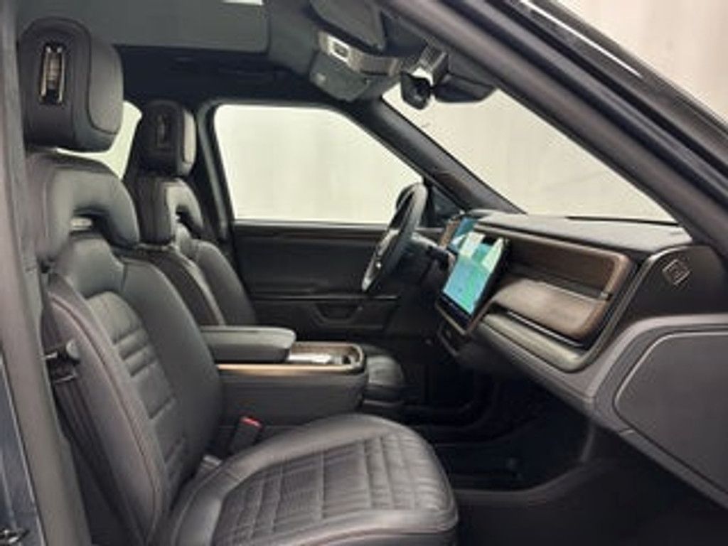 2025 RIVIAN R1S - photo 38