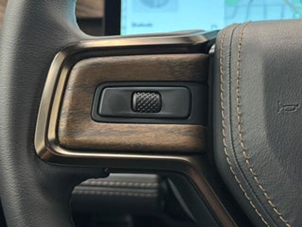 2025 RIVIAN R1S - photo 47