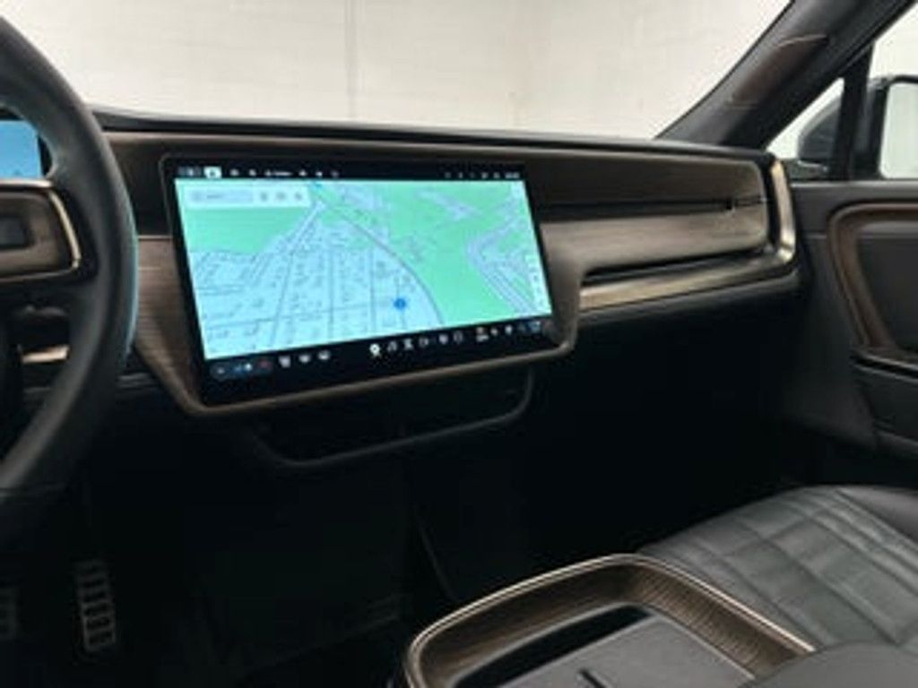 2025 RIVIAN R1S - photo 50