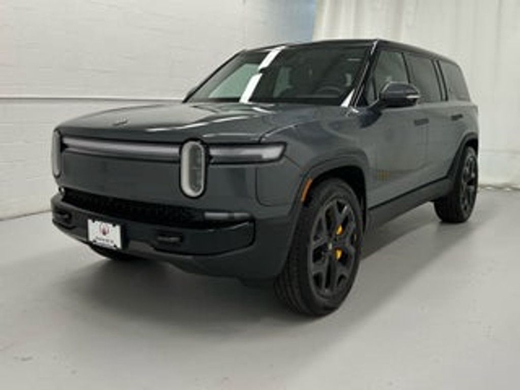 2025 RIVIAN R1S - photo 8