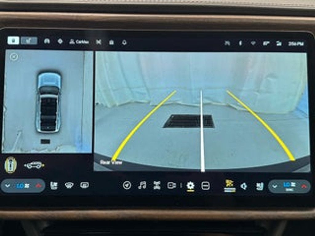 2025 RIVIAN R1S - photo 56