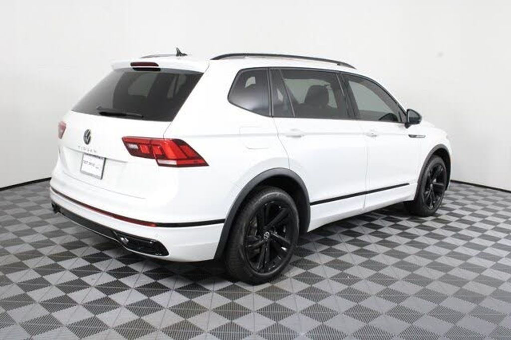 2023 VOLKSWAGEN Tiguan - photo 14