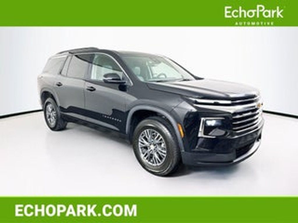2025 Chevrolet Traverse LT