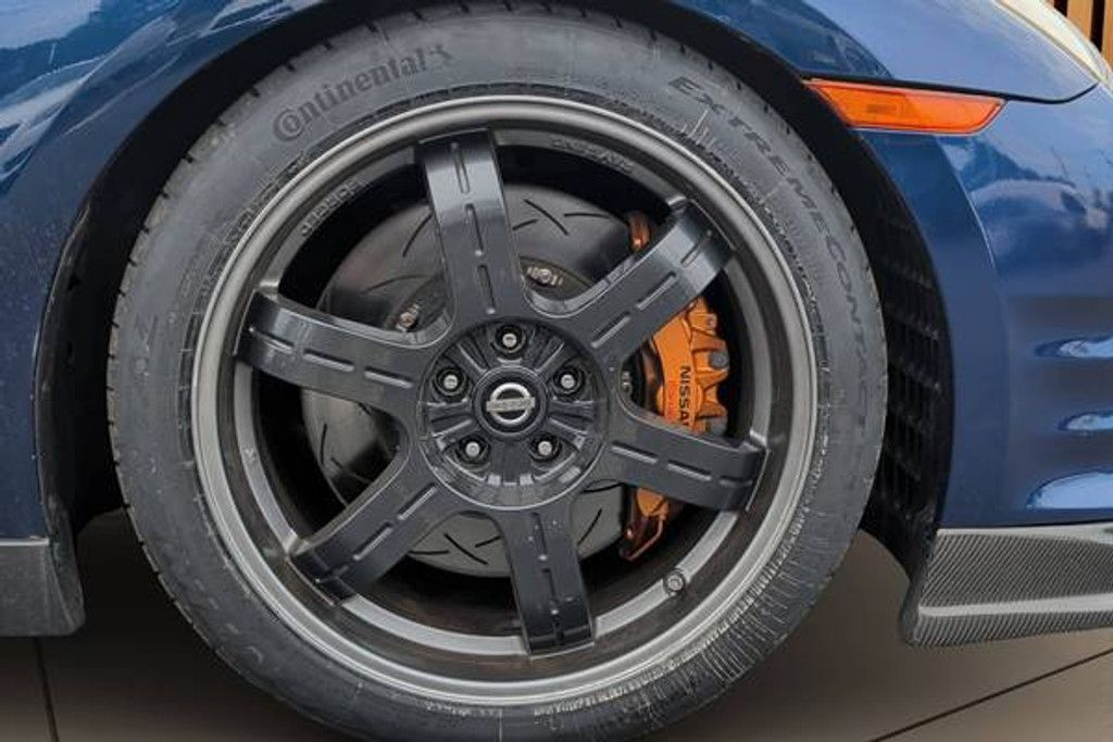 2013 NISSAN GT-R - photo 8