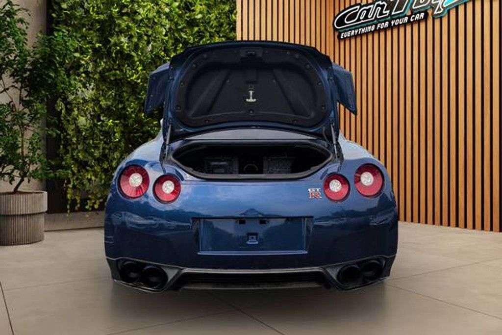 2013 NISSAN GT-R - photo 12